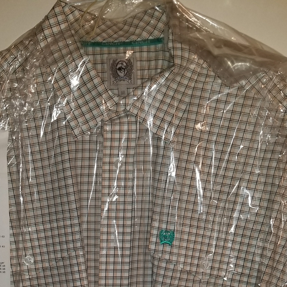 Mens size Med Cinch, Ariat and 1 Cody James shirts